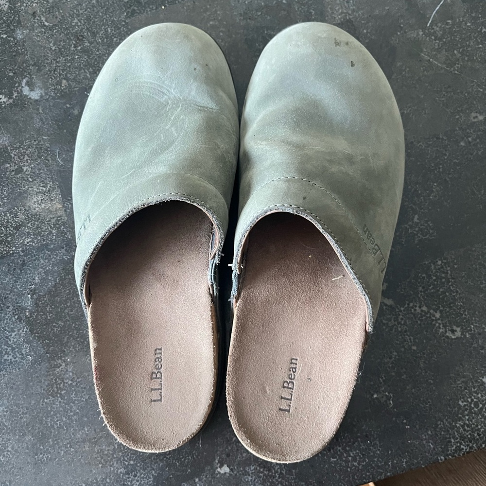 LL Bean Go Anywhere Clogs